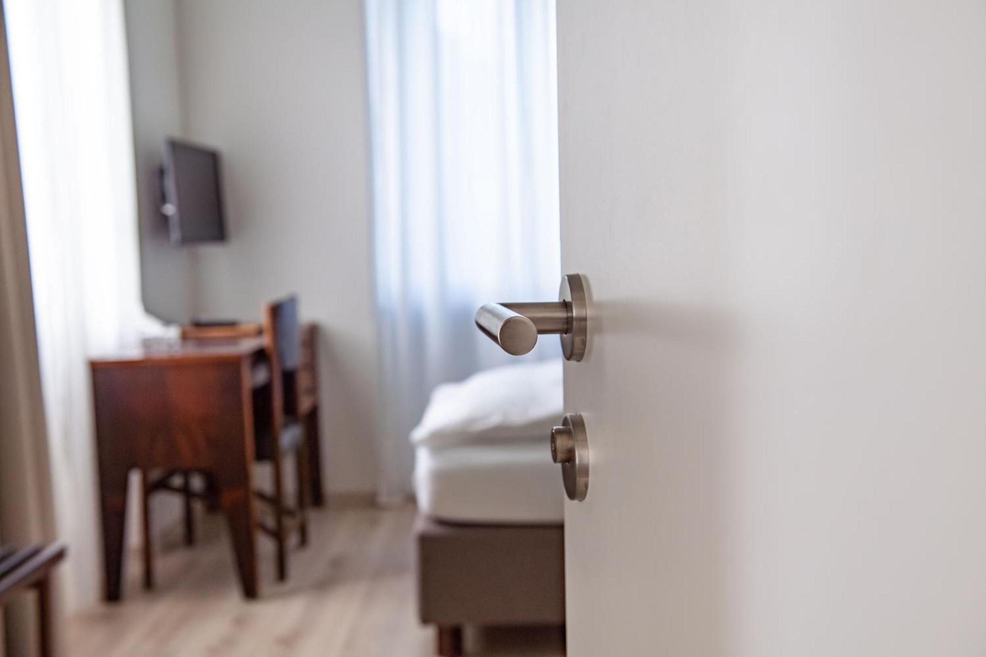 Albergo Hotel Tesserete Eksteriør bilde