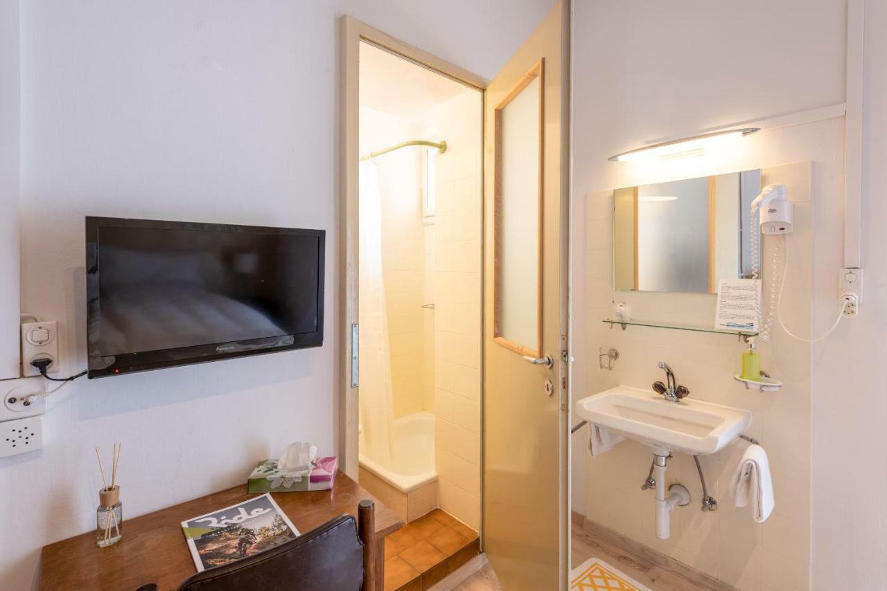 Albergo Hotel Tesserete Eksteriør bilde